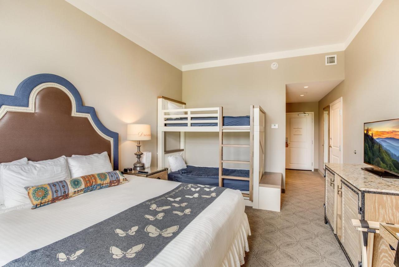 King Room Bunk Bed Disability Access