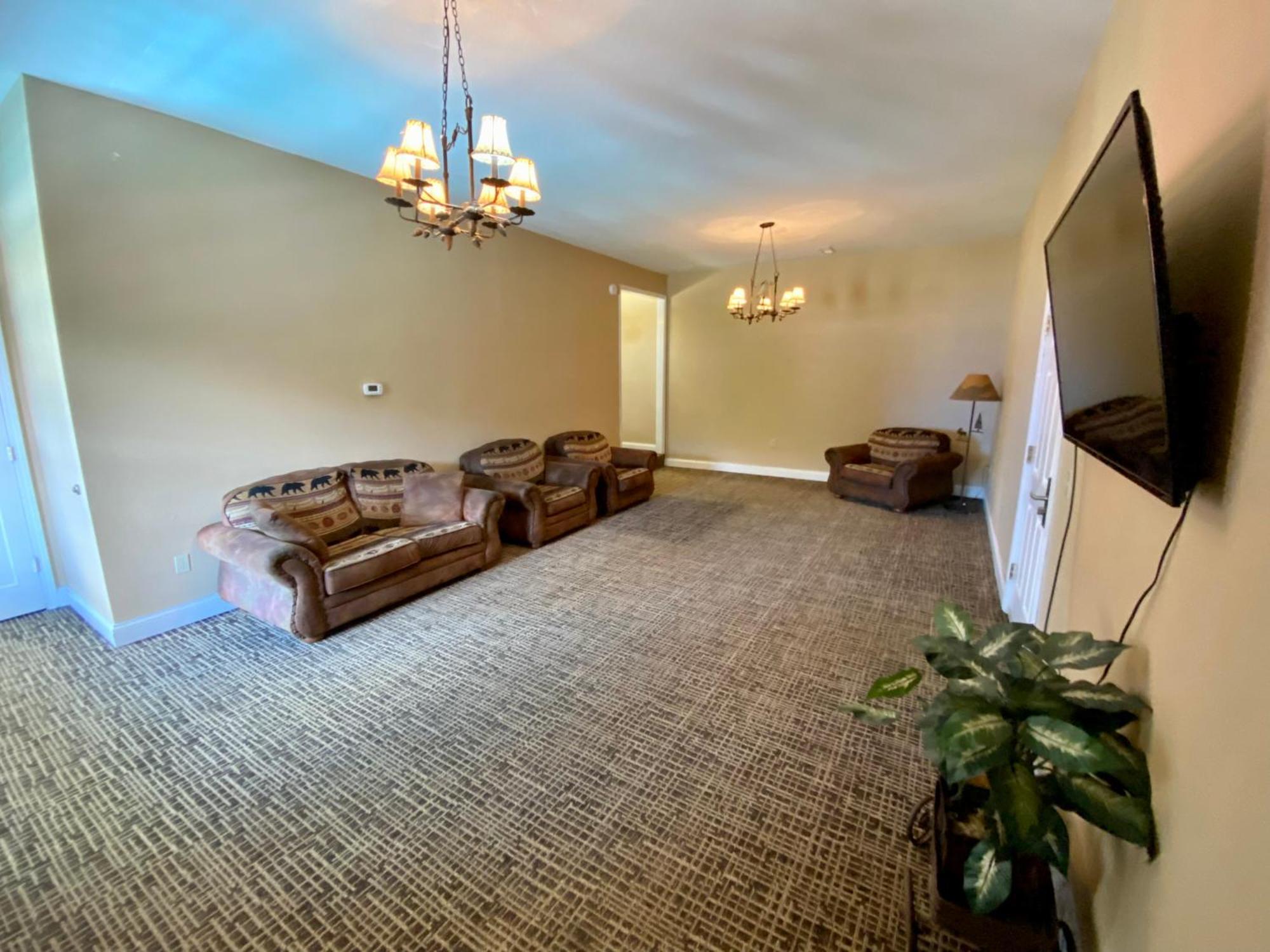 Deluxe Family Suite