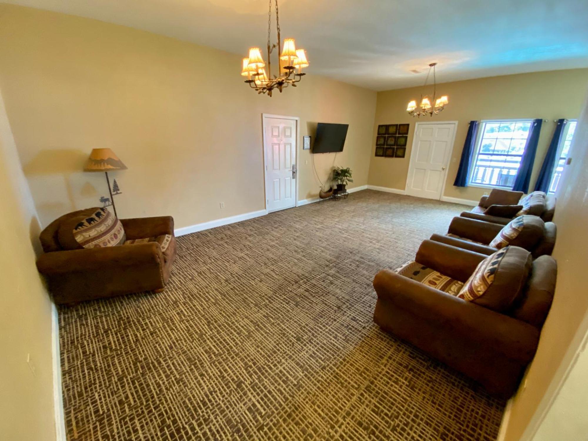 Deluxe Family Suite