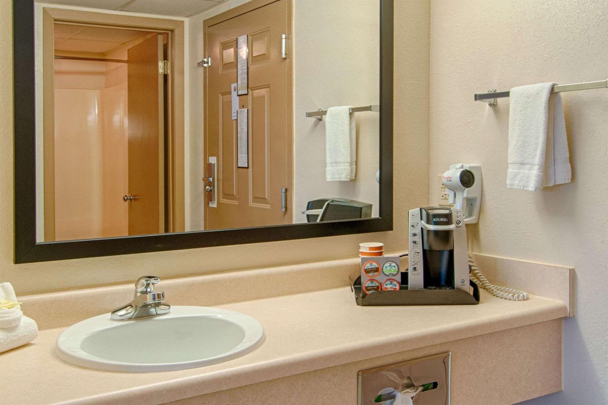 Quadruple Room Two Queen Beds Balcony Non Smoking or Interior Corridor