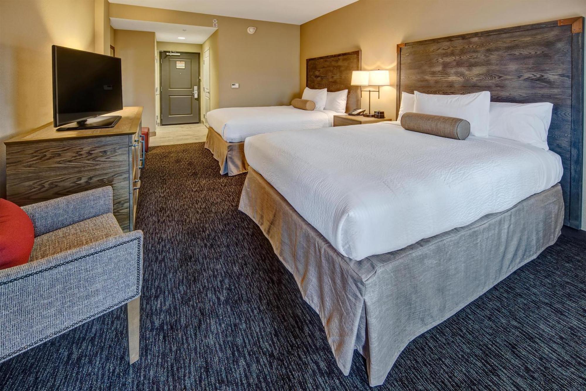 Queen Room Two Queen Beds