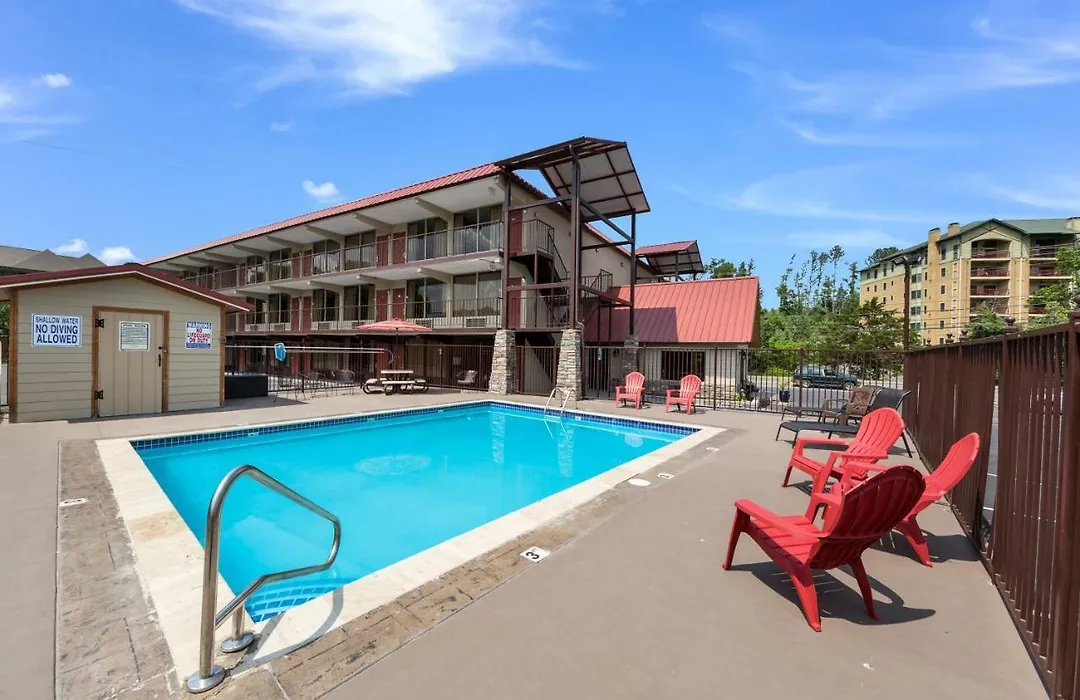 Econo Lodge-1
