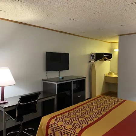 Pigeon Forge Parkway Inn-3