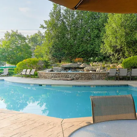 Quality Inn Near The Island Pigeon Forge-3