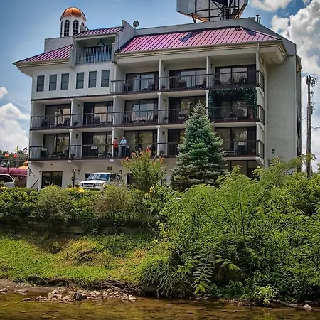 Rivergate Mountain Lodge-2