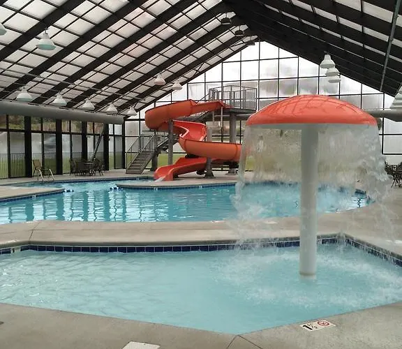 Grand Smokies Resort Lodge Pigeon Forge