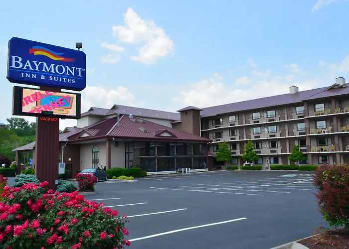 Baymont By Wyndham Pigeon Forge Near Island Drive Hotel
