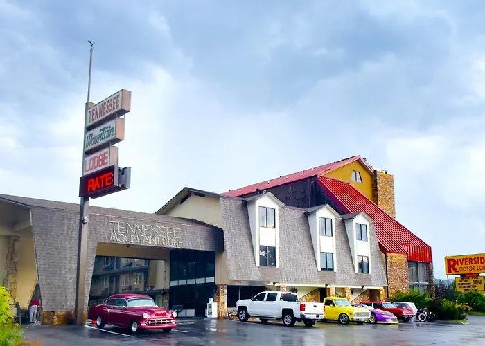 Tennessee Mountain Lodge Riverside By Oyo Pigeon Forge