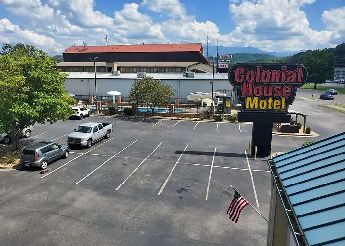 Colonial House Motel Pigeon Forge